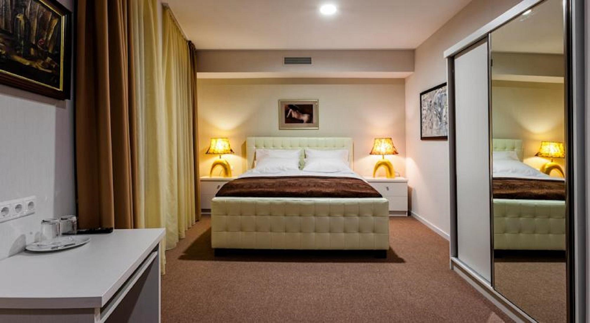 Hotel Zp Palace Tbilisi ภายนอก รูปภาพ