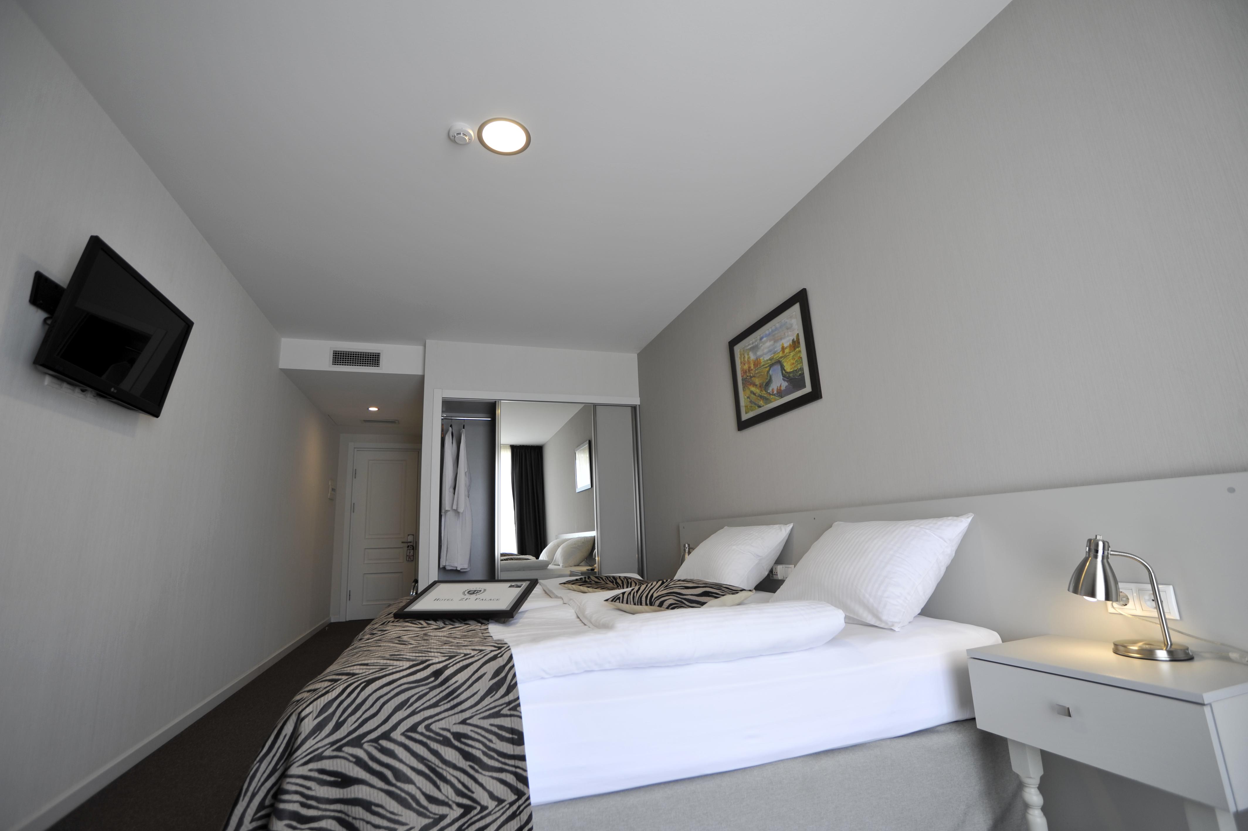 Hotel Zp Palace Tbilisi ภายนอก รูปภาพ